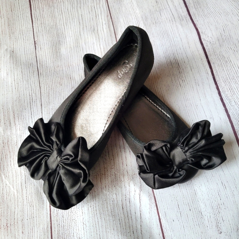 ⚜️ NEW Girls' Gap Flats - size 11